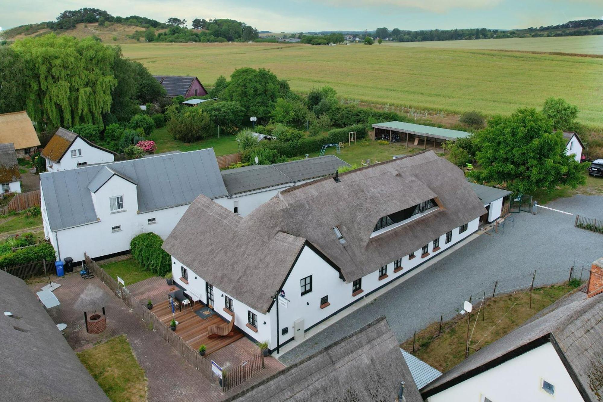 Ferienhaus Büdnerstube FeWo 1 mit Gartennutzung in ruhiger Lage Middelhagen Exterior foto